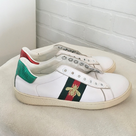 SOLD - Authentic Gucci Women’s Ace Sneakers Strip Bee White Leather - Picture 2 of 16